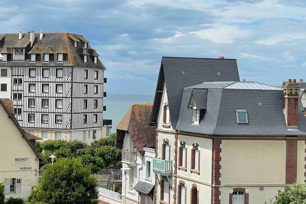 ブロンヴィル・シュル・メールL'Oiseau Bleu Appt 2 Pieces , 150 M De La Plageアパートメント エクステリア 写真